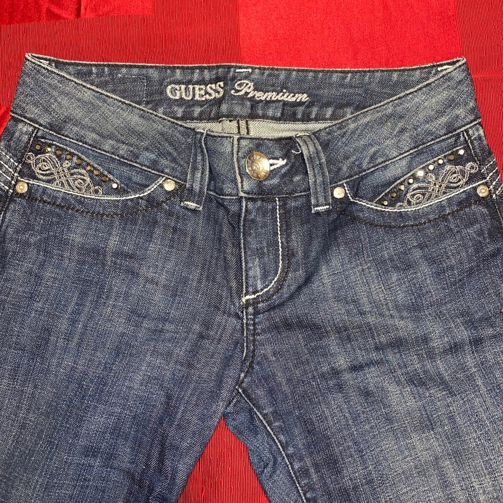 Guess premium low rose bootcut size 28